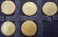 Лот кладовых пятаков, Екатерина II. 1793 ЕМ, 1779 ЕМ, 1792 ЕМ, 1786 ЕМ, 1772 ЕМ. VF+